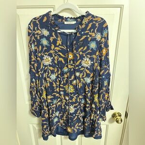 Charlie O By Kinnucan’s Blue Floral Ruffle Collar Tunic Top Size Large